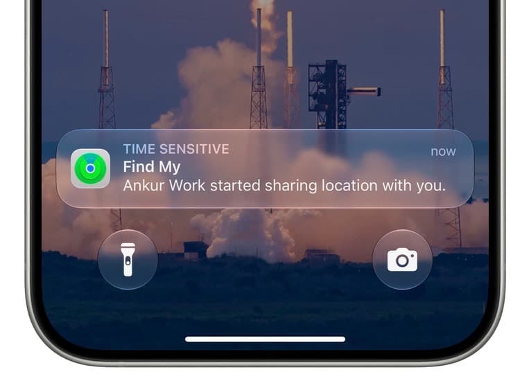 Find My started sharing location with you notification on iPhone